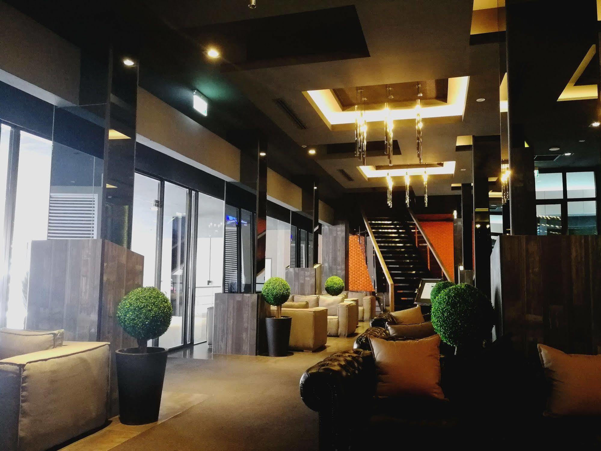 S Hadyai Hotel Хатъяй Экстерьер фото